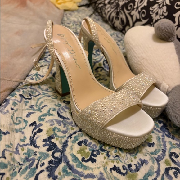 Pearl Rhinestone Heels - Picture 2 of 5